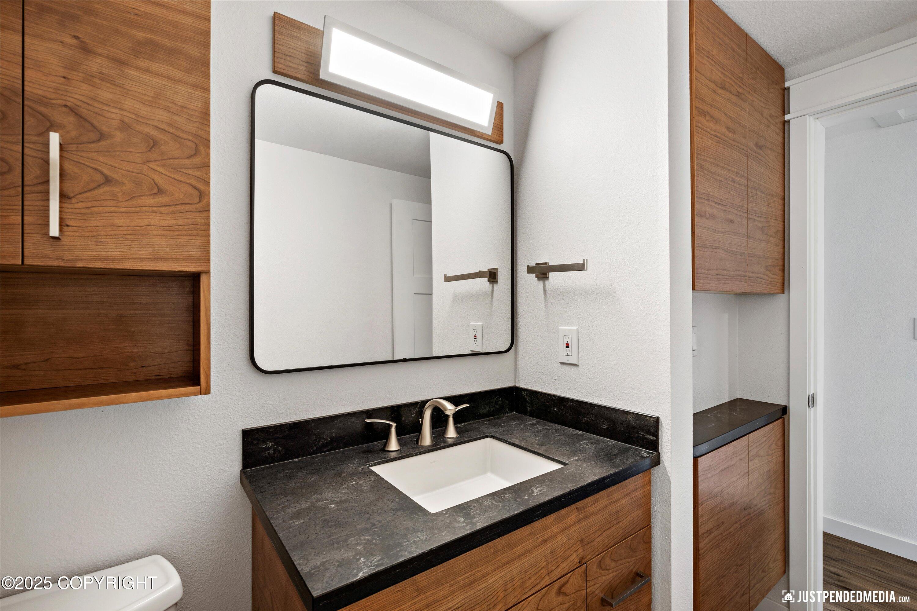 6905 Crawford Street, Anchorage, Alaska image 24