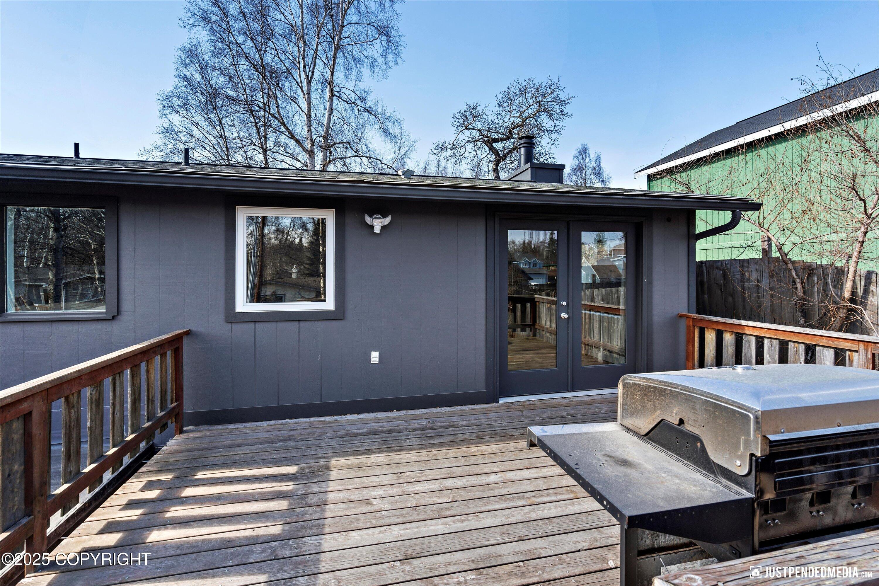 6905 Crawford Street, Anchorage, Alaska image 48
