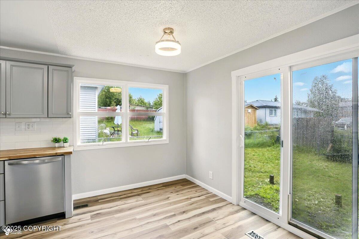 3624 E 16th Avenue, Anchorage, Alaska image 10