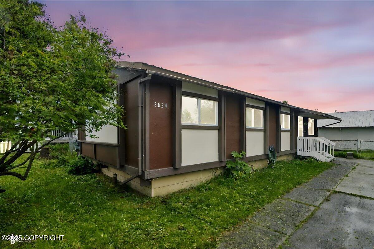 3624 E 16th Avenue, Anchorage, Alaska image 2
