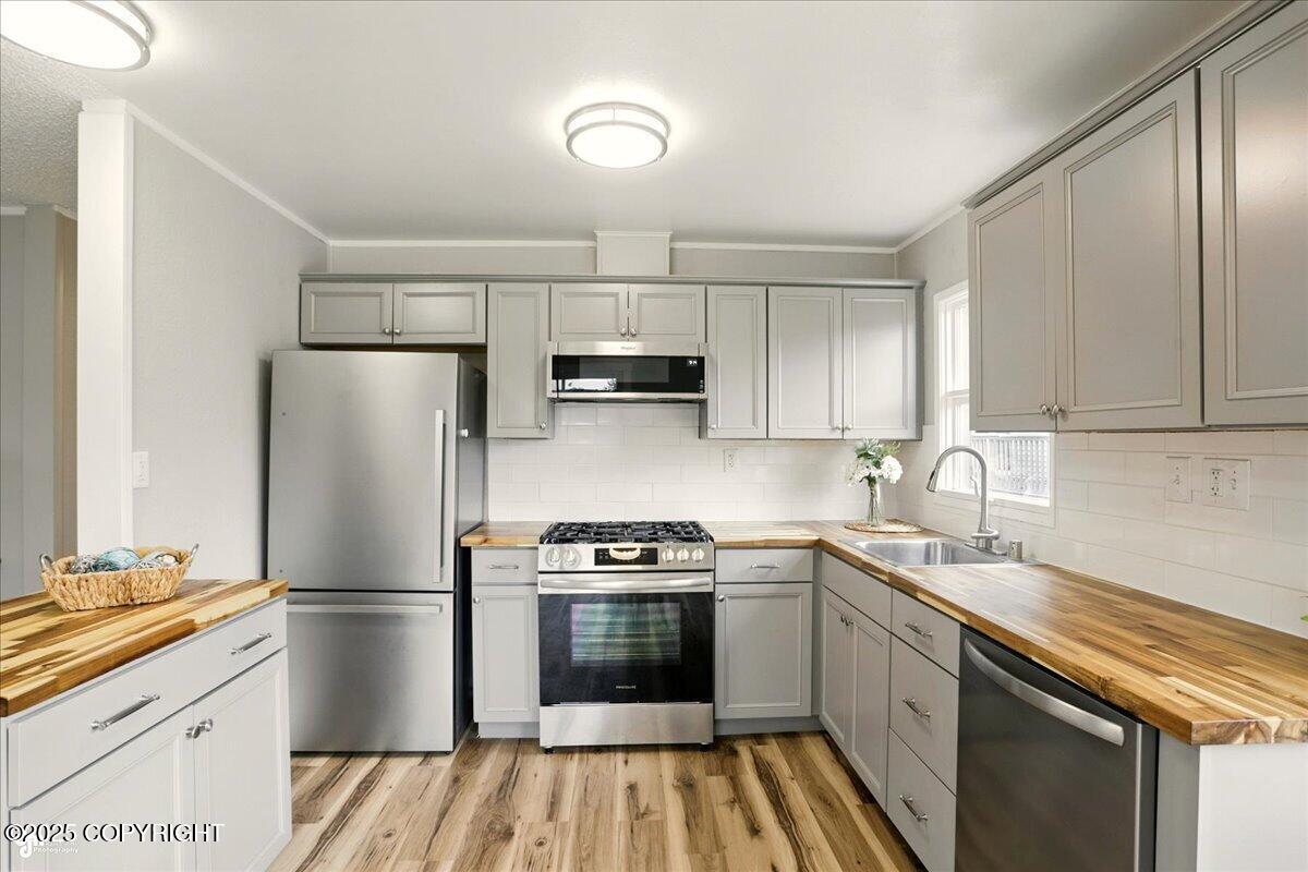 3624 E 16th Avenue, Anchorage, Alaska image 11