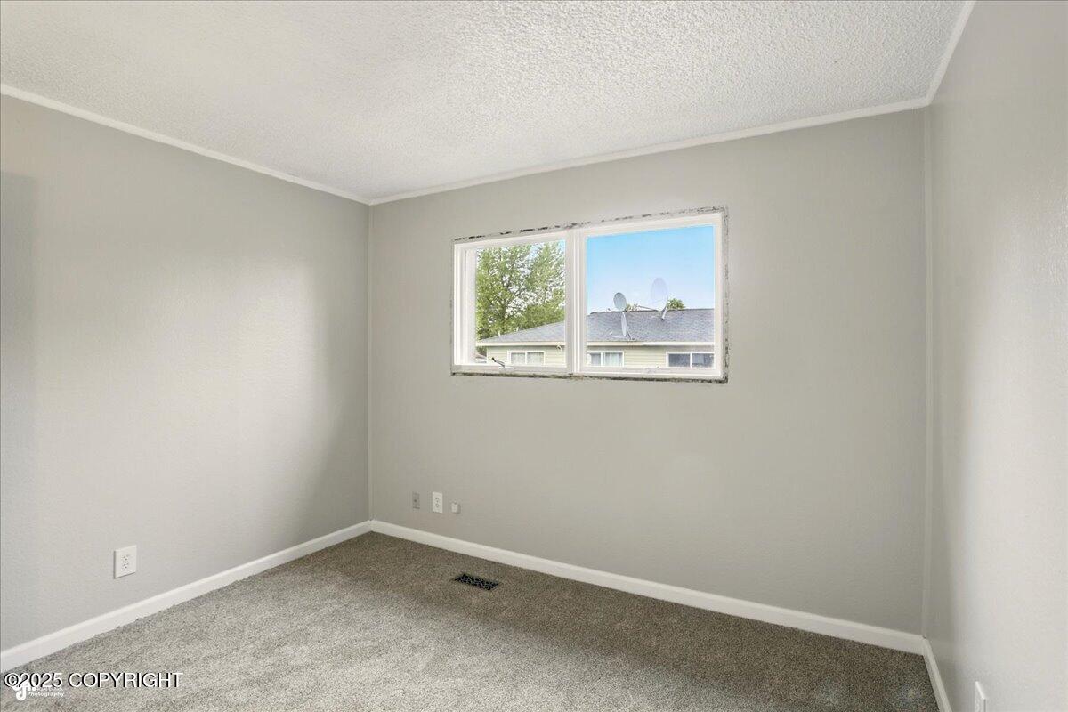 3624 E 16th Avenue, Anchorage, Alaska image 21