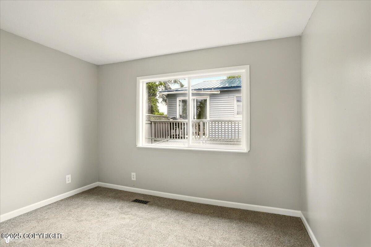3624 E 16th Avenue, Anchorage, Alaska image 17