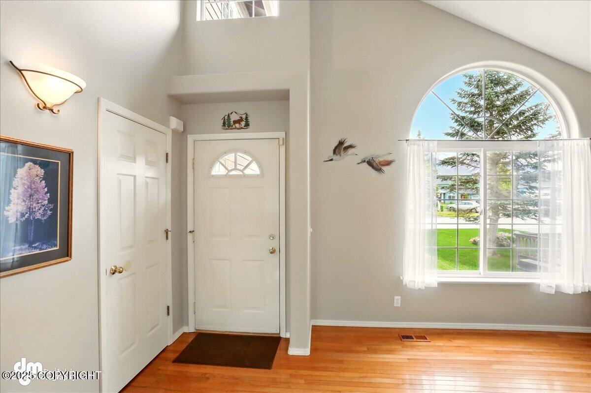 19016 Mountain Point Circle, Eagle River, Alaska image 3