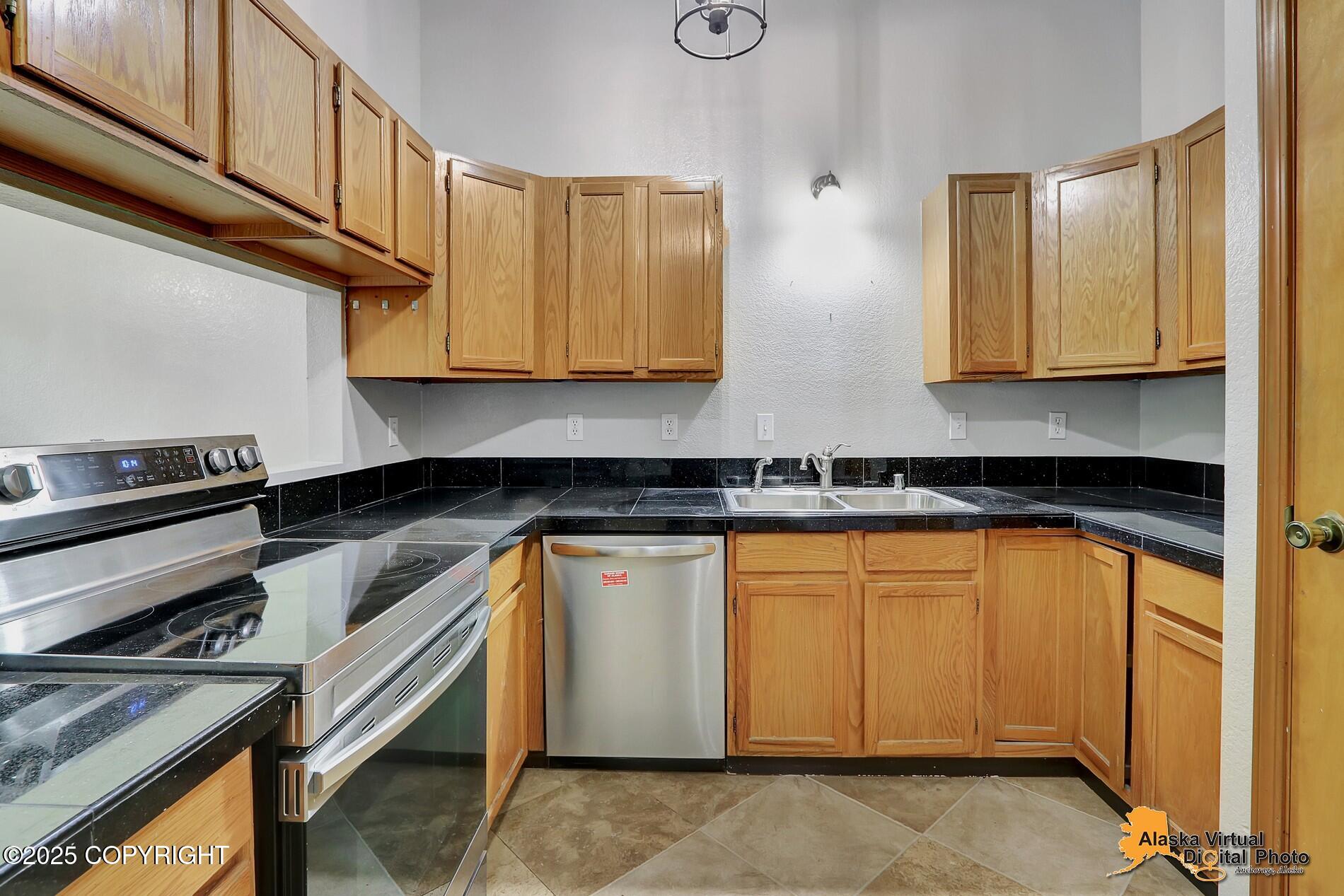 18739 Sarichef Loop, Eagle River, Alaska image 12