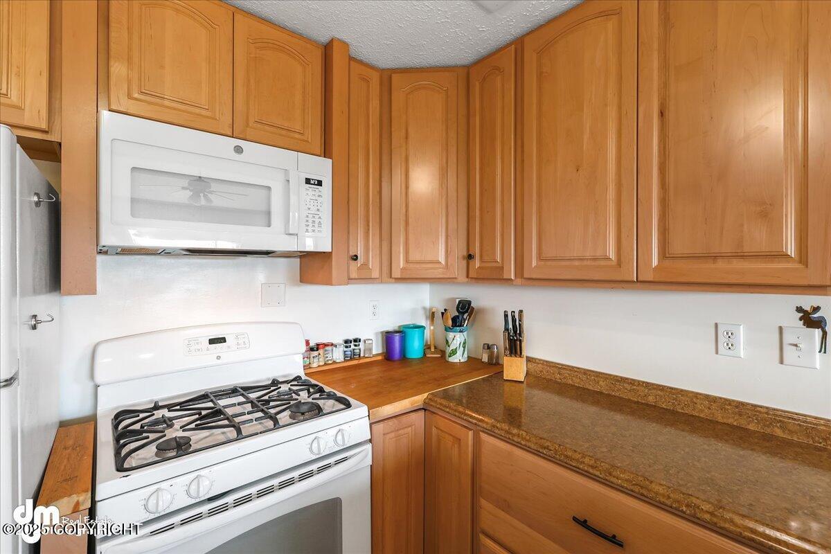 3740 Forest Glen Drive, Homer, Alaska image 11