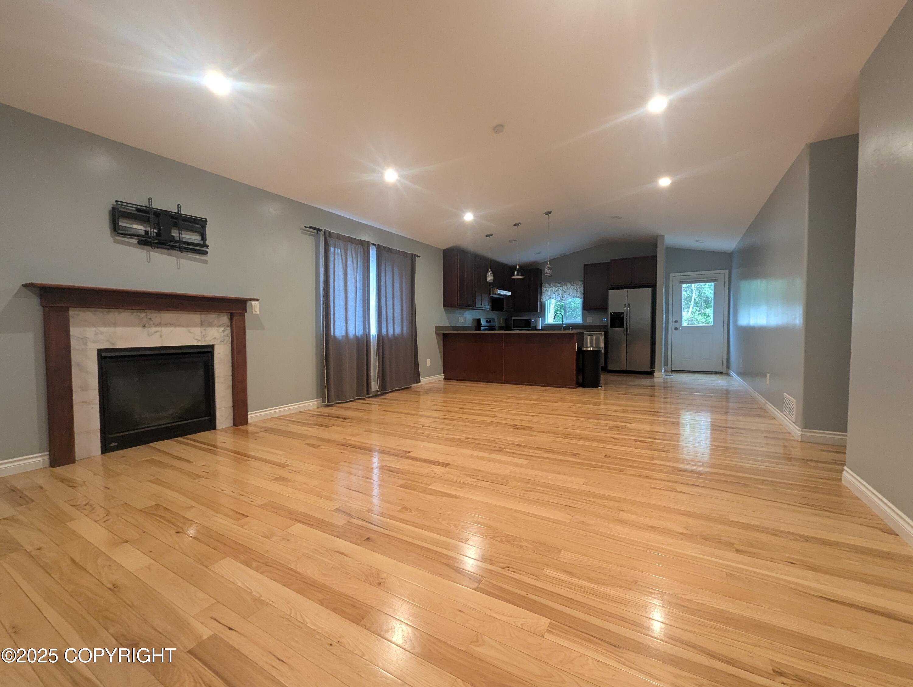7324 Zurich Street, Anchorage, Alaska image 6