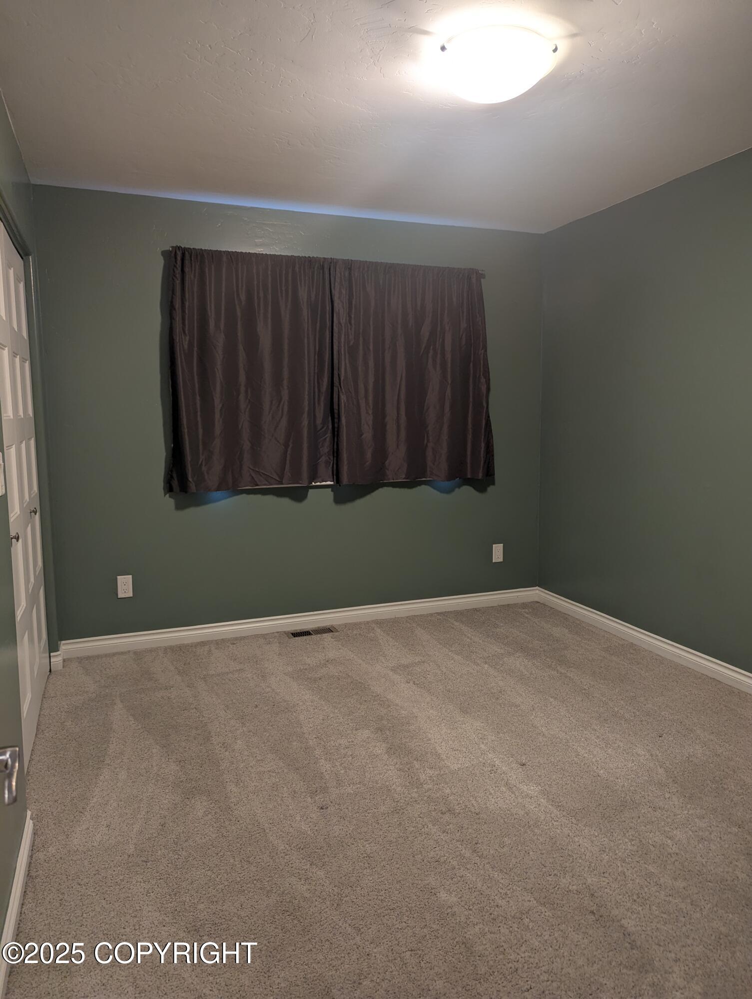 7324 Zurich Street, Anchorage, Alaska image 24