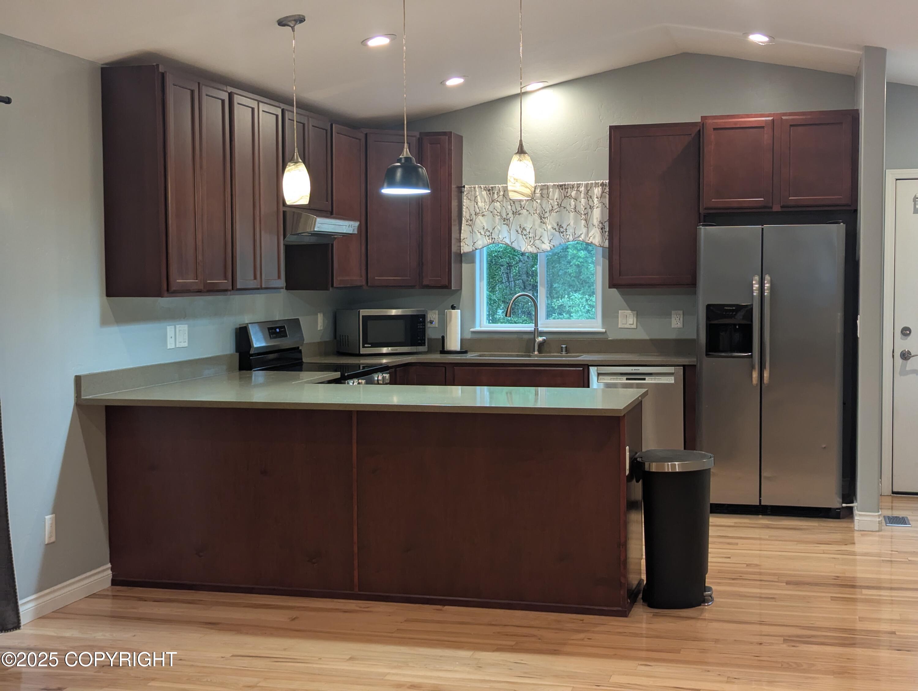 7324 Zurich Street, Anchorage, Alaska image 14