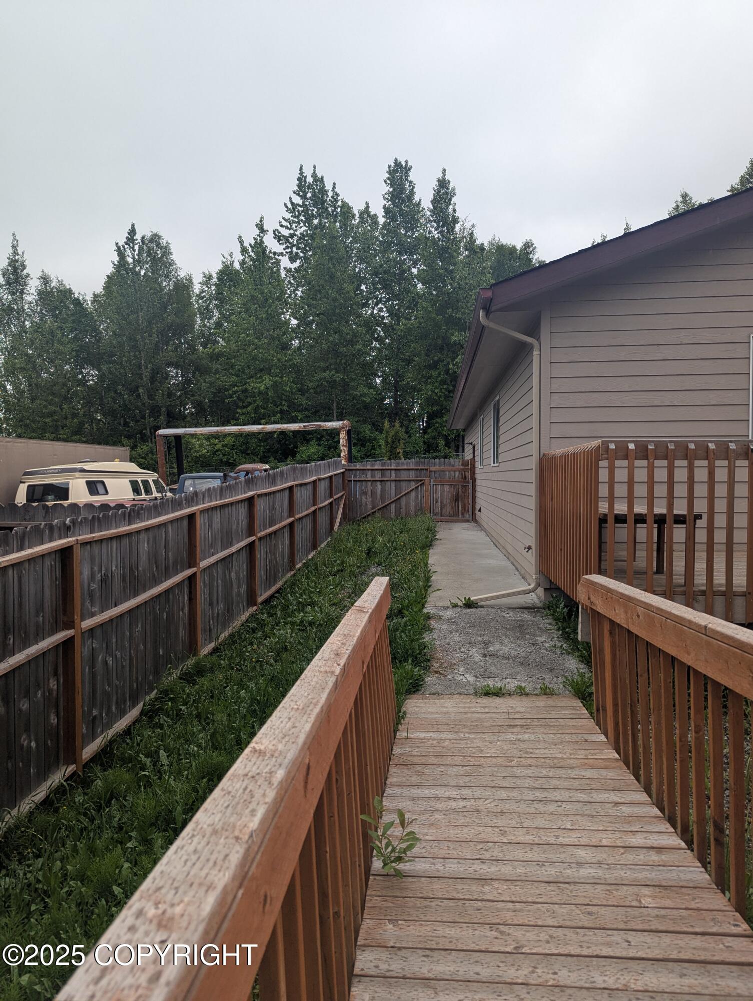 7324 Zurich Street, Anchorage, Alaska image 43