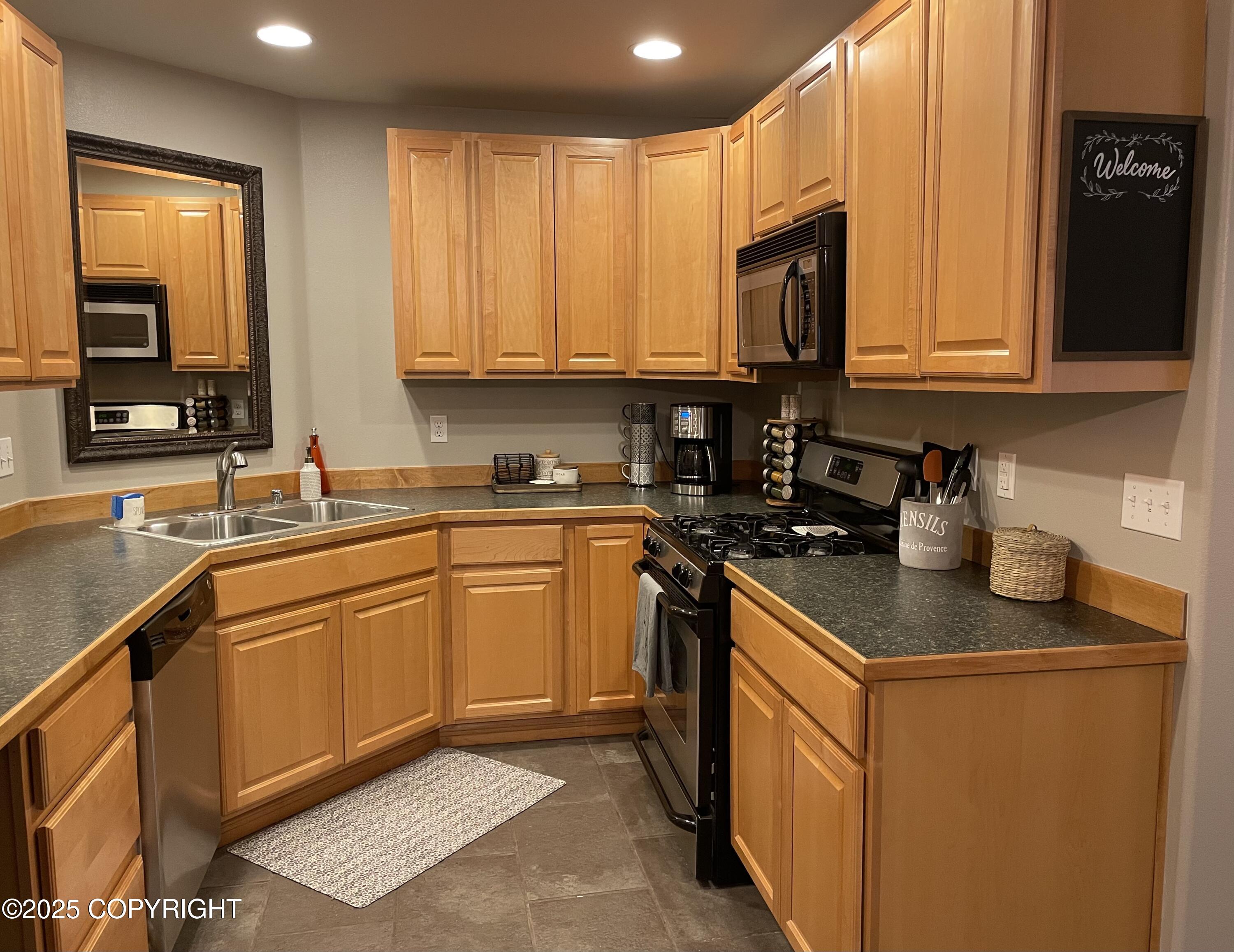 330 Hightower Road #B102, Girdwood, Alaska image 10