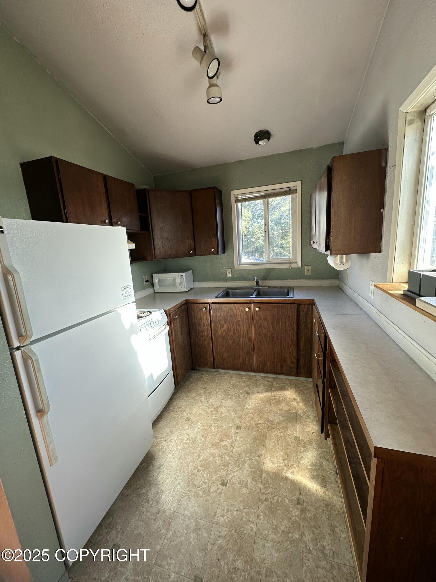 1519 Mission Road, Kodiak, Alaska image 3
