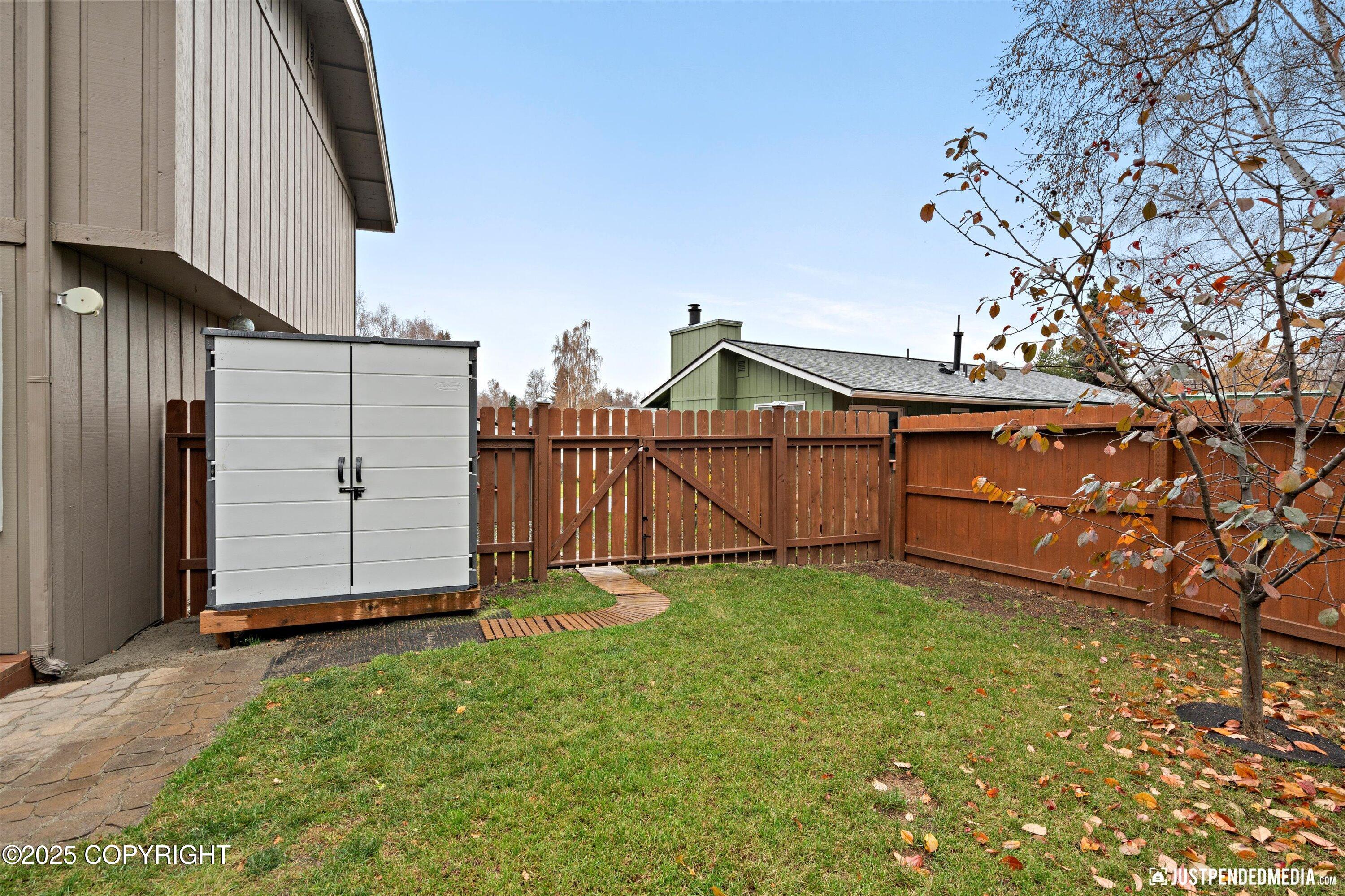 Anchorage, Alaska 99515, United States, 3 Bedrooms Bedrooms, ,3 BathroomsBathrooms,Residential,Active,234006