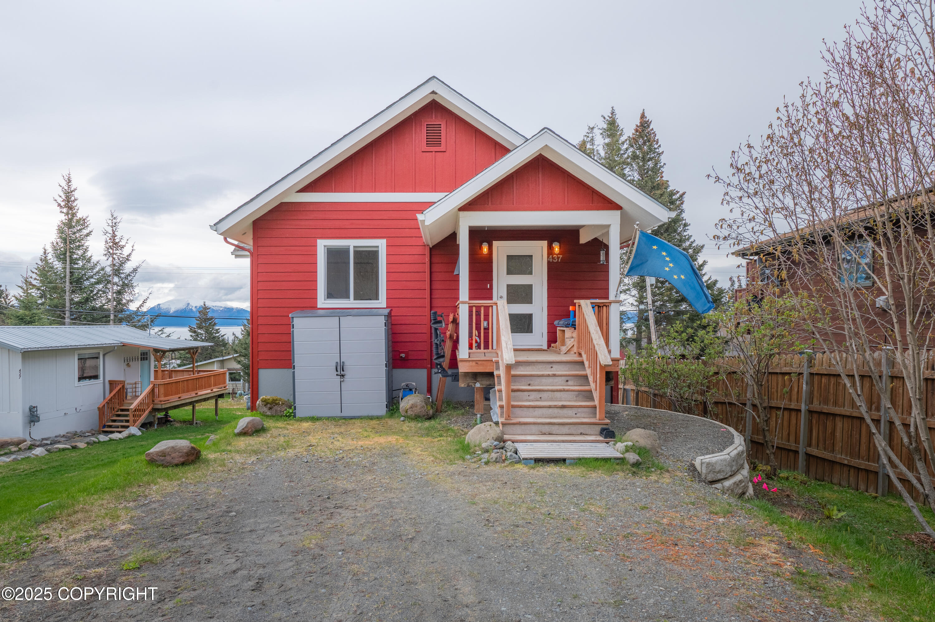 437 W Fairview Avenue, Homer, Alaska image 1