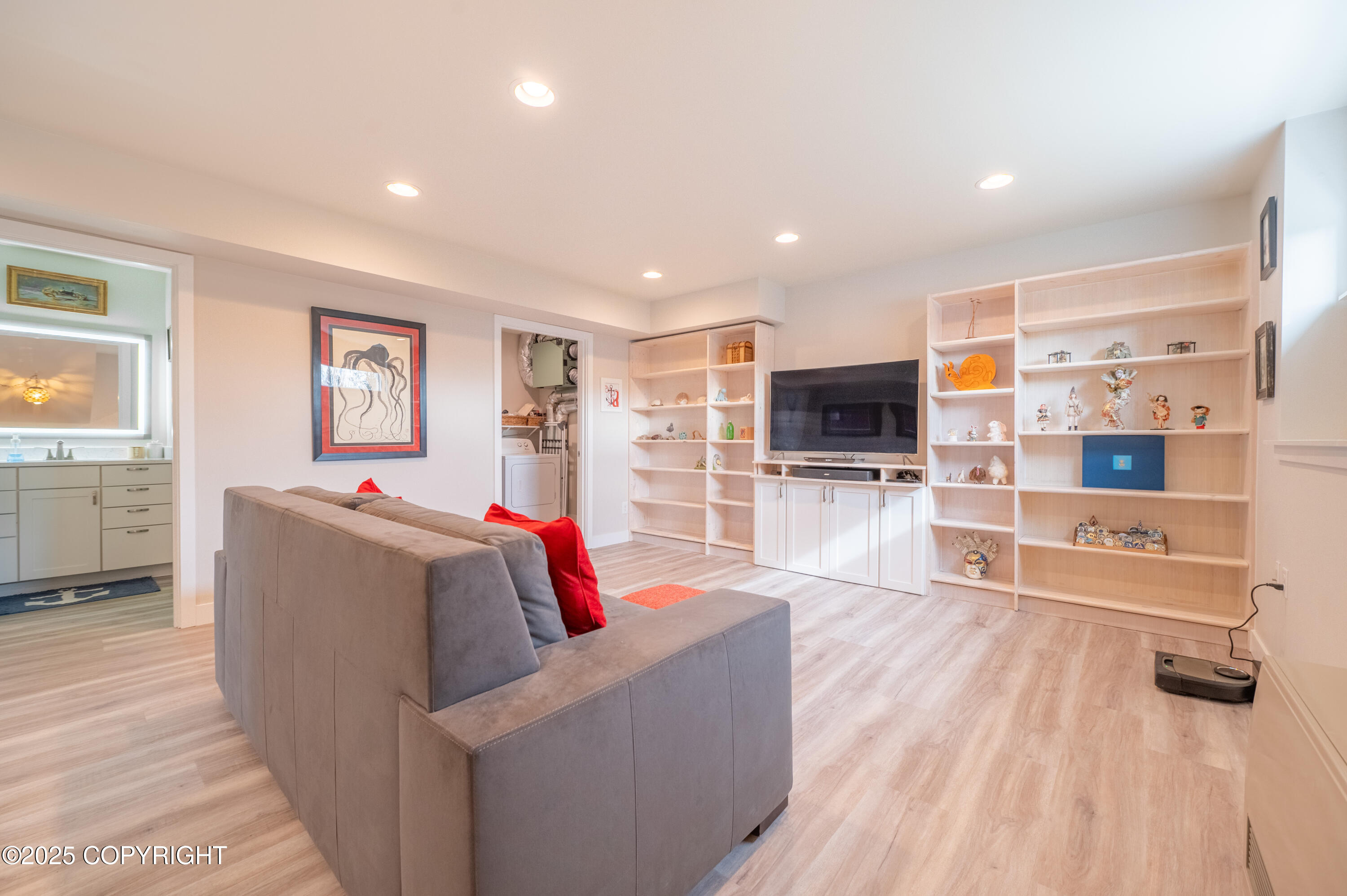 437 W Fairview Avenue, Homer, Alaska image 24