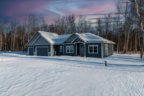 Photo of 8028 E Yarn Spinner Circle, Palmer, AK 99645 (MLS # 26-2165)