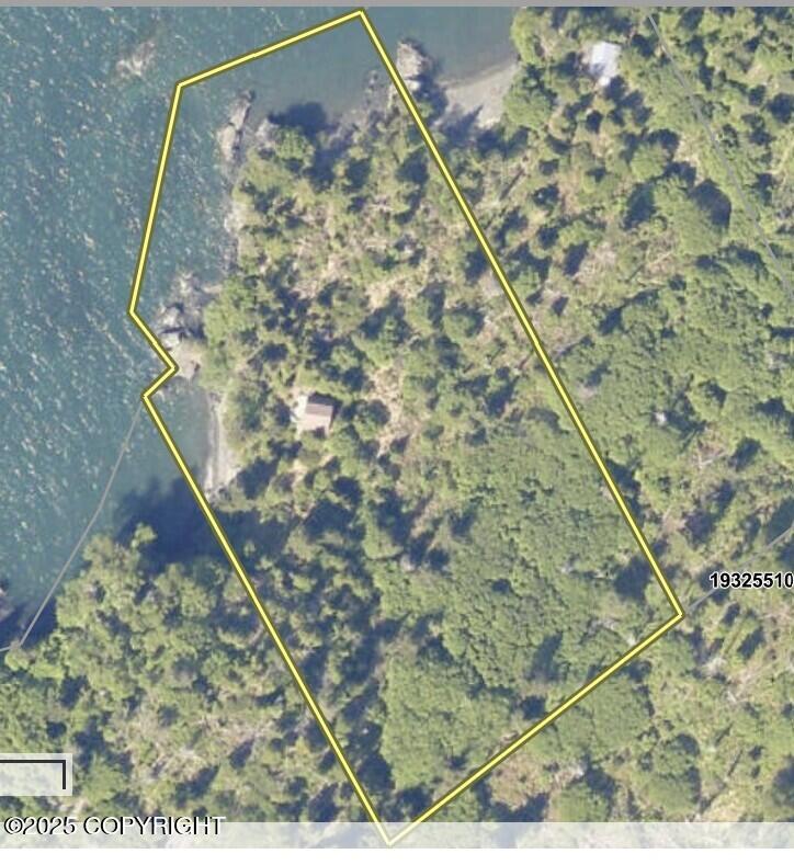 TR-F Bear Cove, Homer, Alaska image 2