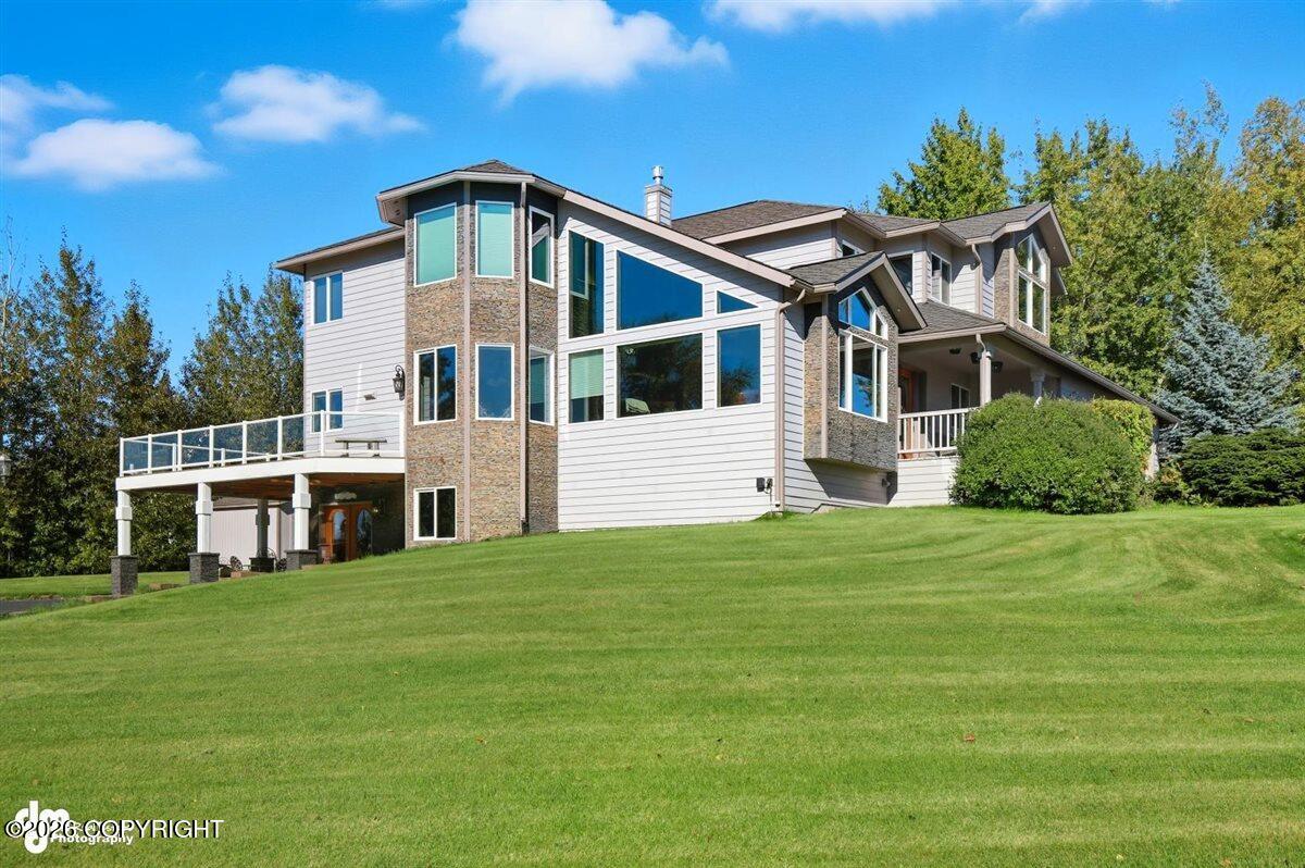 5823 E Morning Mist Drive