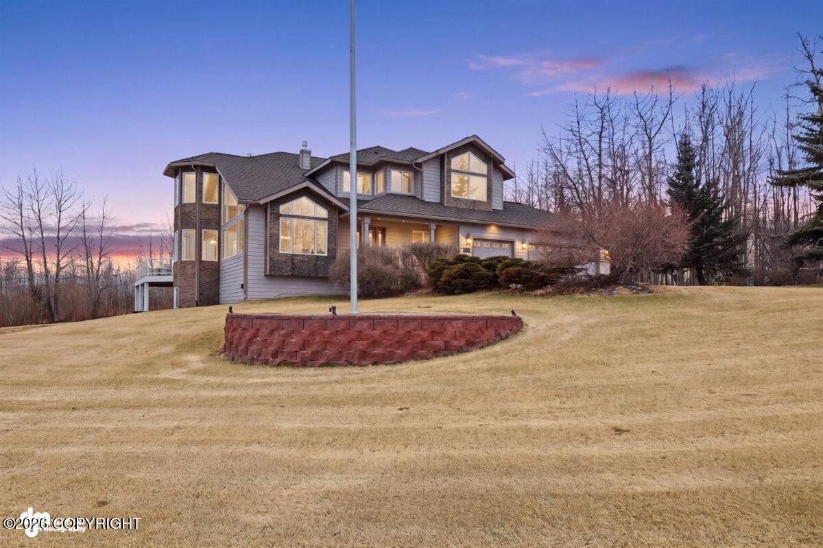5823 E Morning Mist Drive