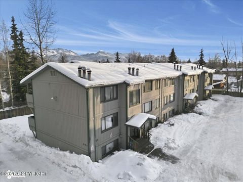 Condo For Sale - 261 Mccarrey Street #16B<br/> Anchorage, AK 99508
