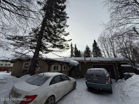Homes For Sale - 3914 W 79th Court<br/> Anchorage, AK 99502