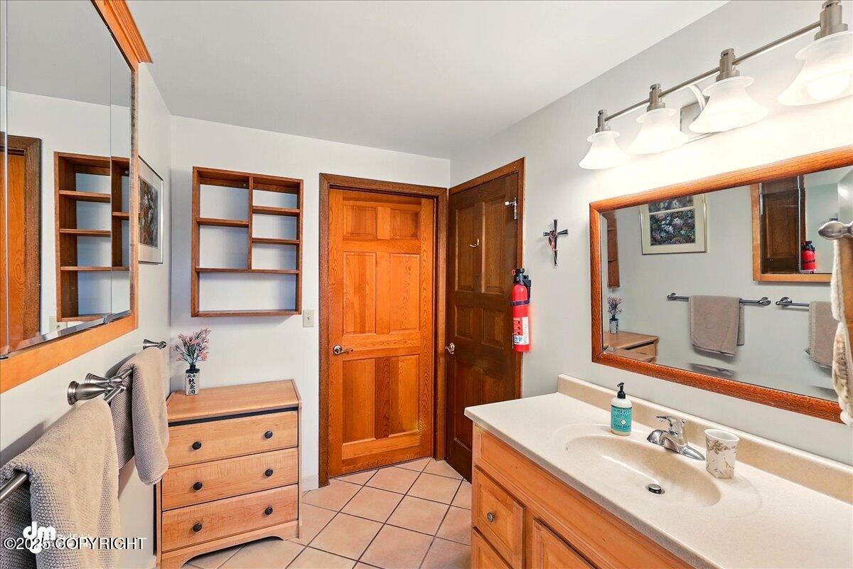 5301 N Glacier View Court, Homer, Alaska image 33