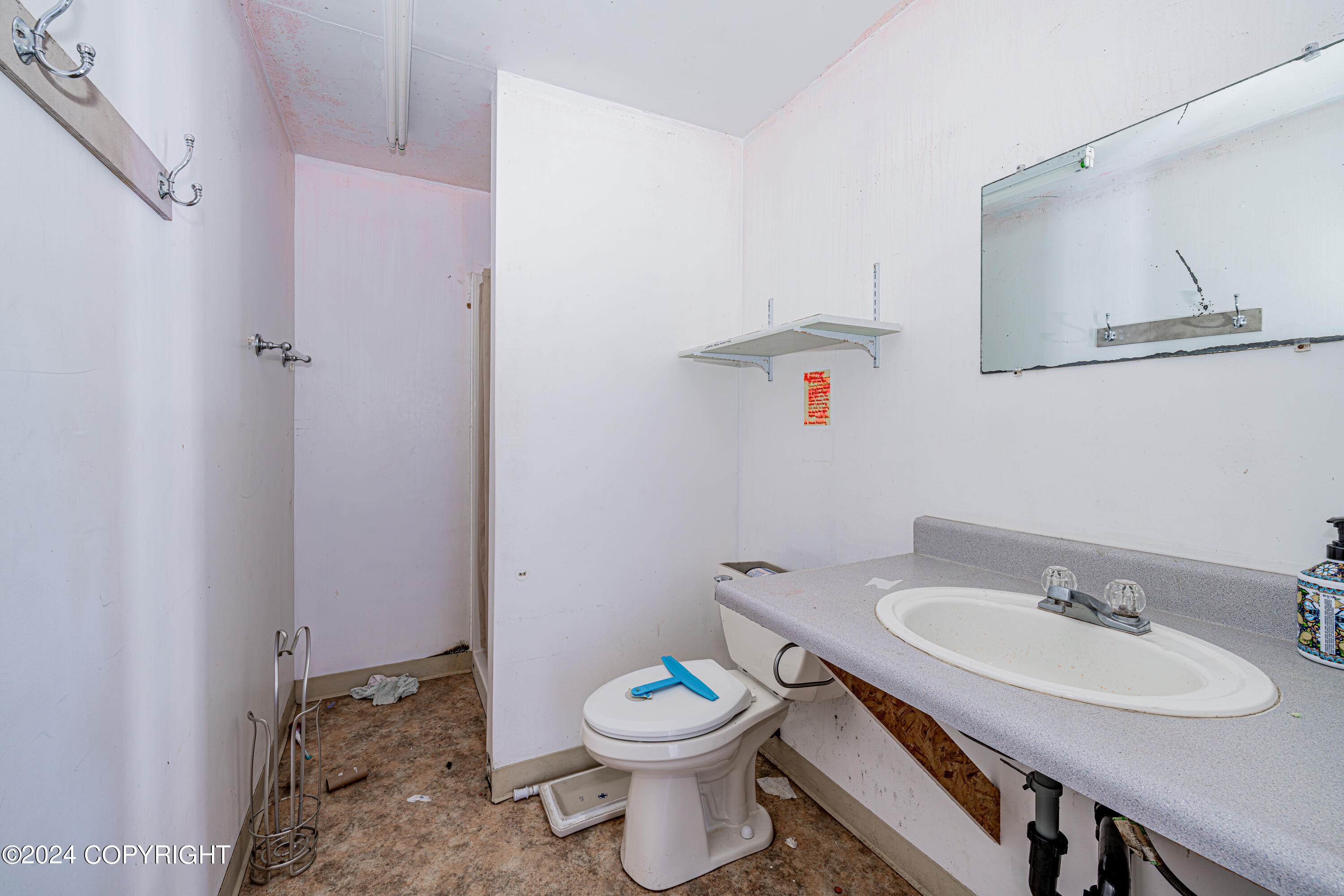 Cooper Landing, Alaska 99572, United States, ,Commercial,Pending,63832