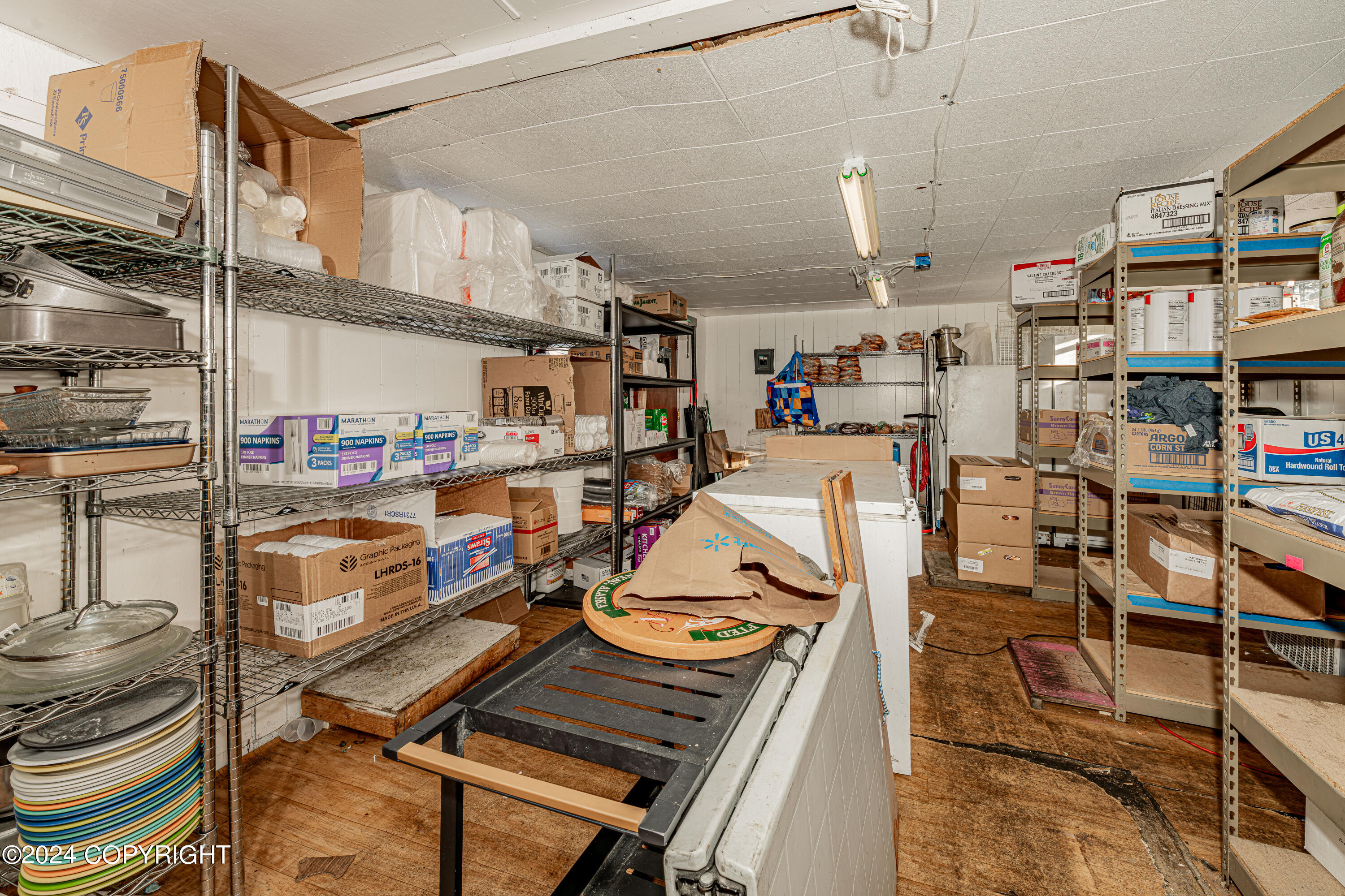 Cooper Landing, Alaska 99572, United States, ,Commercial,Pending,63832