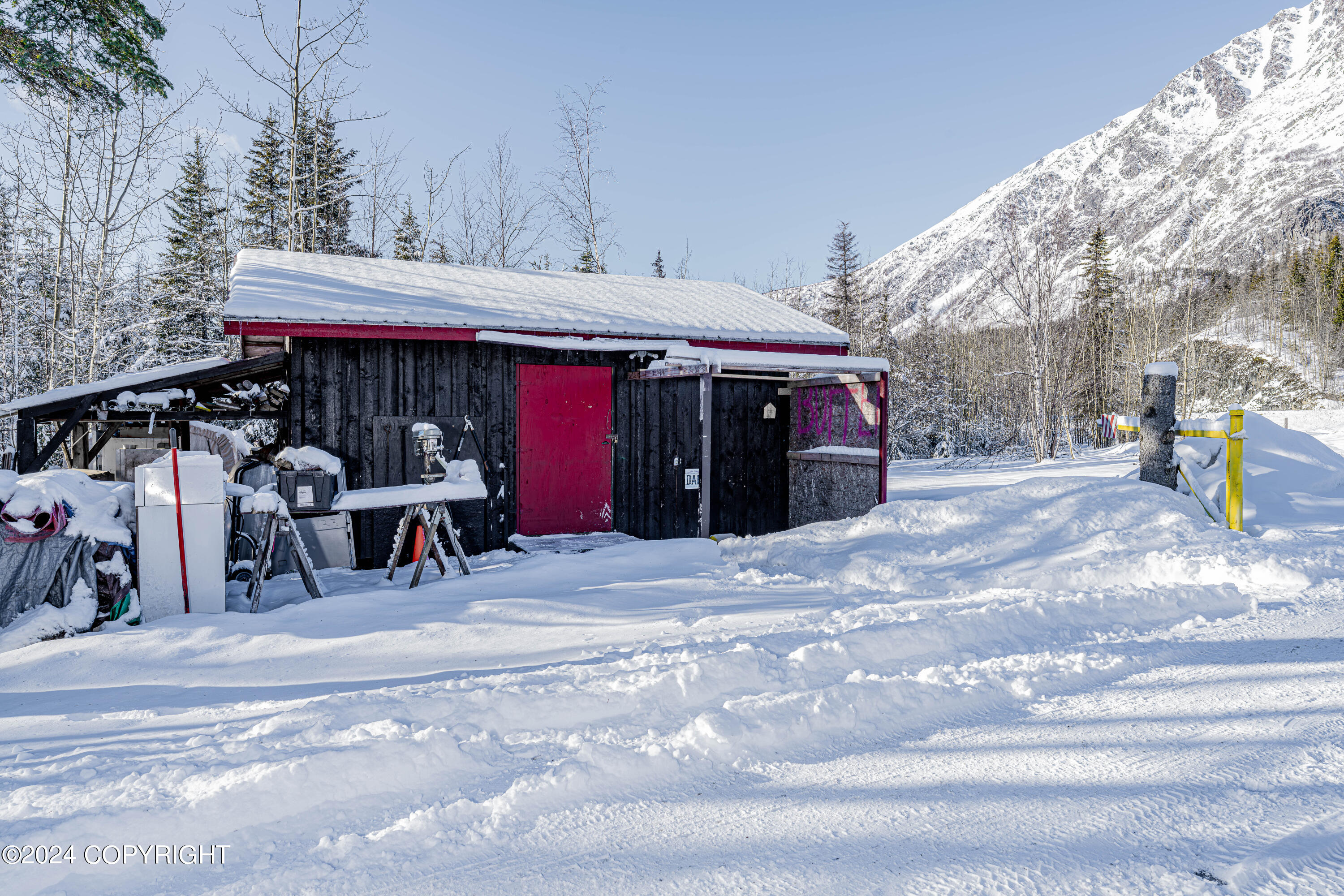 Cooper Landing, Alaska 99572, United States, ,Commercial,Pending,63832