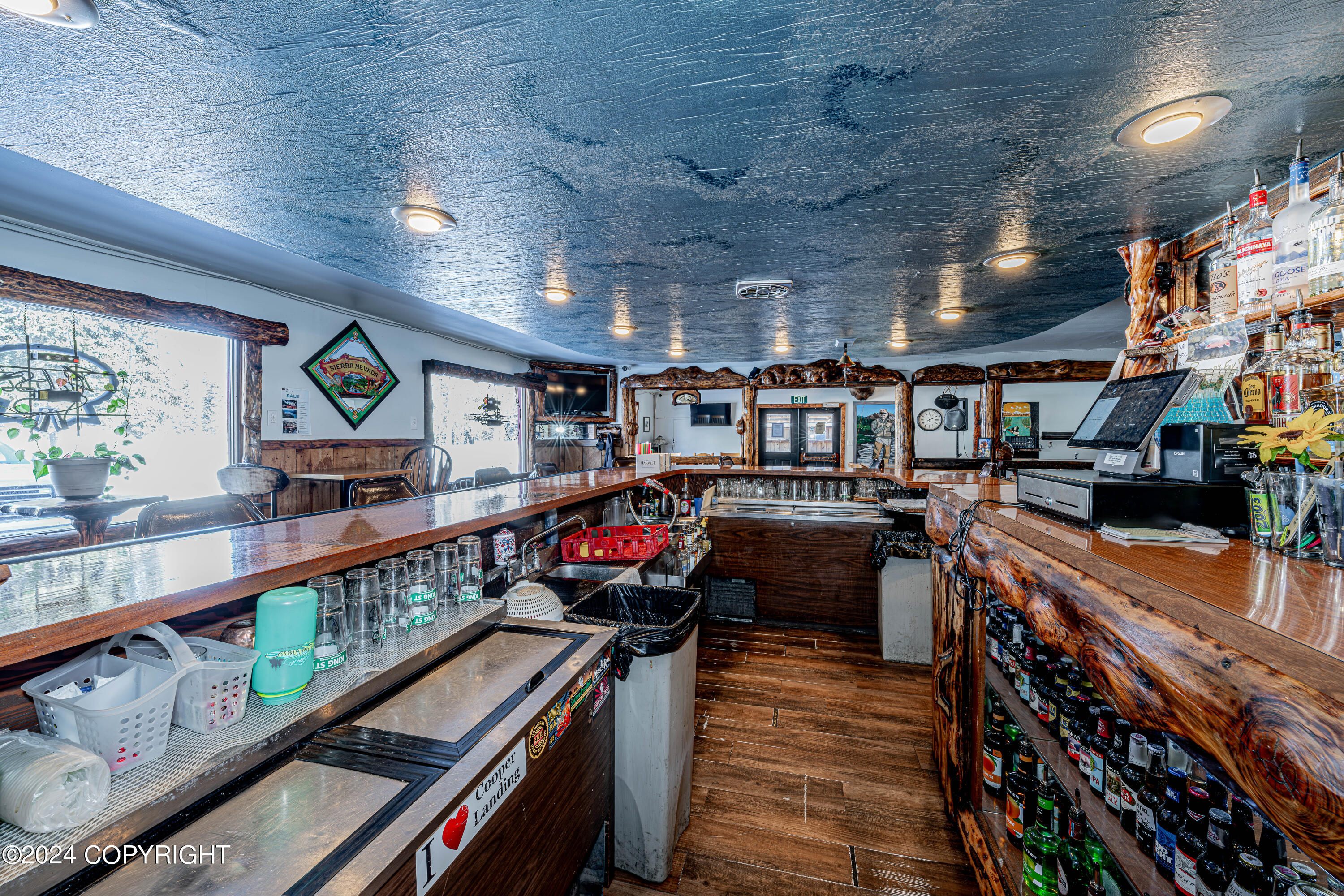 Cooper Landing, Alaska 99572, United States, ,Commercial,Pending,63832