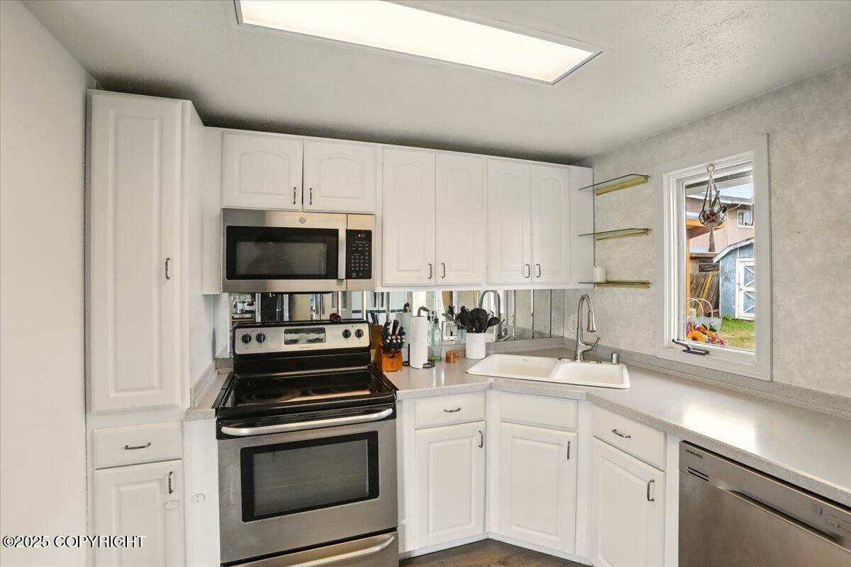5907 Buckner Drive, Anchorage, Alaska image 12