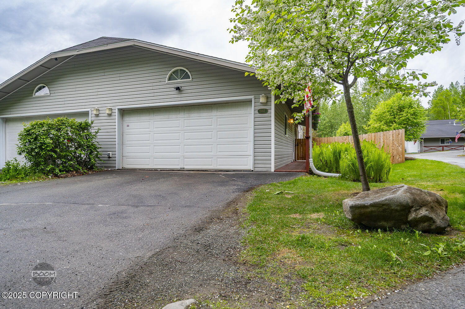 16627 River Heights Loop, Eagle River, Alaska image 1