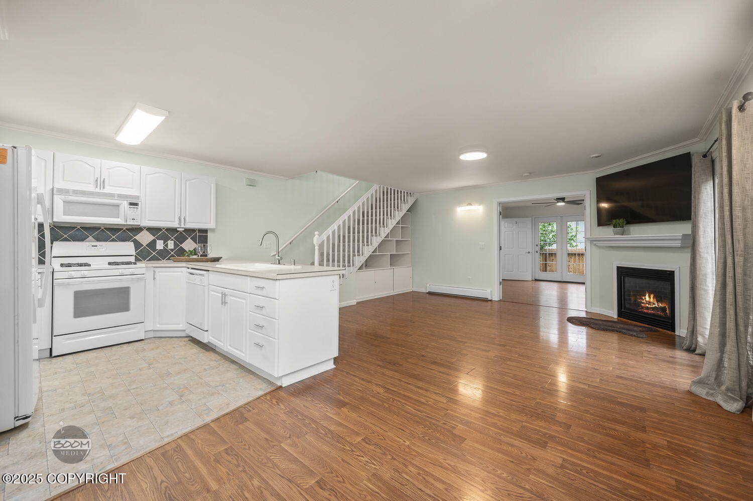 16627 River Heights Loop, Eagle River, Alaska image 4