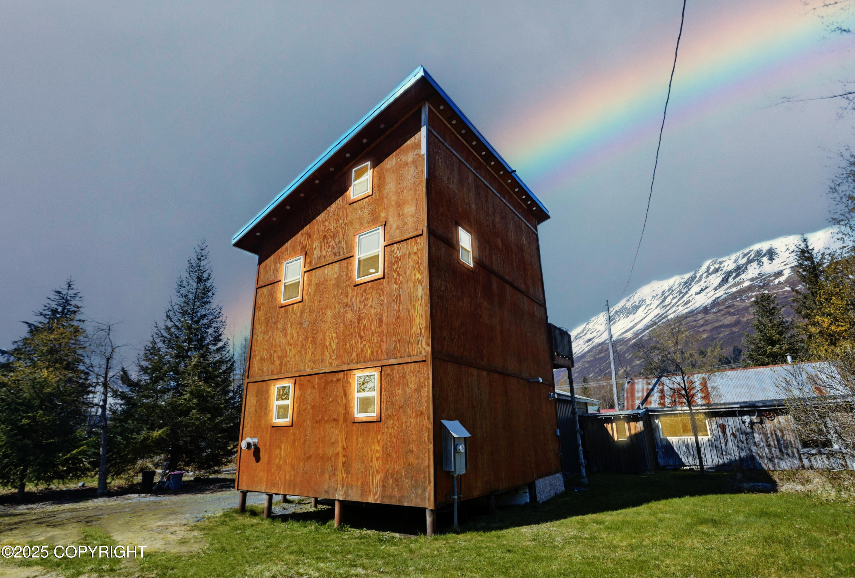 282 Main Street, Girdwood, Alaska image 1