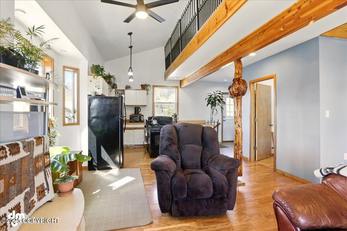 282 Main Street, Girdwood, Alaska image 13