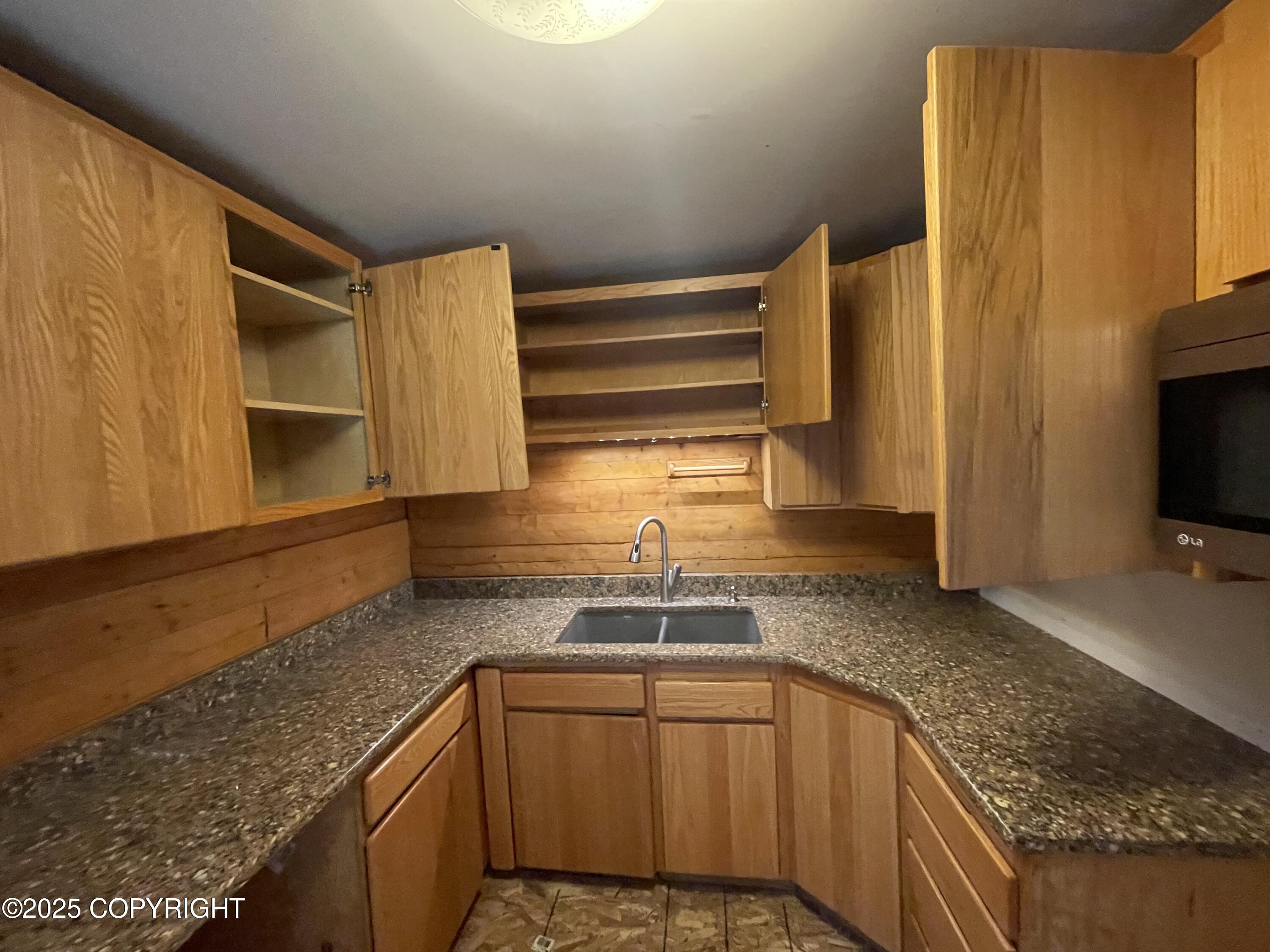 2725 Straight Avenue, Fairbanks, Alaska image 8