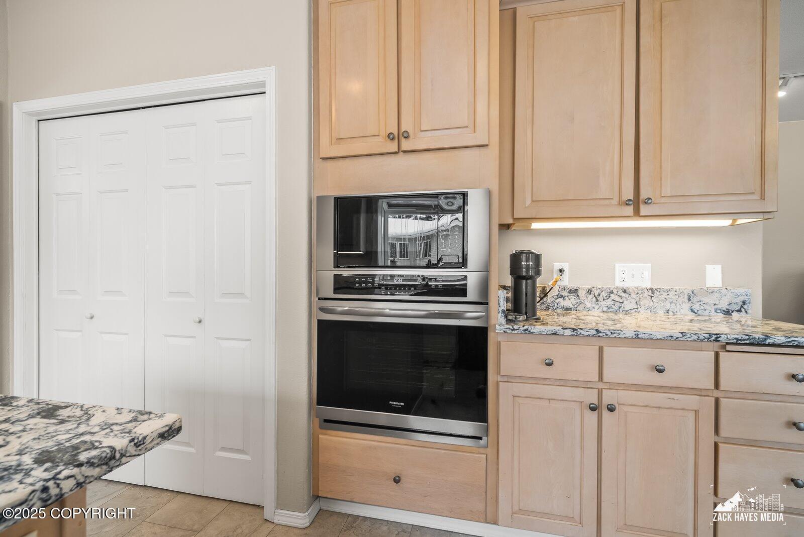 7501 Sportsmens Point Circle, Anchorage, Idaho image 40
