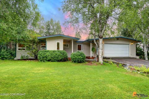 Photo of 3336 Upland Drive, Anchorage, AK 99504 (MLS # 26-10796)