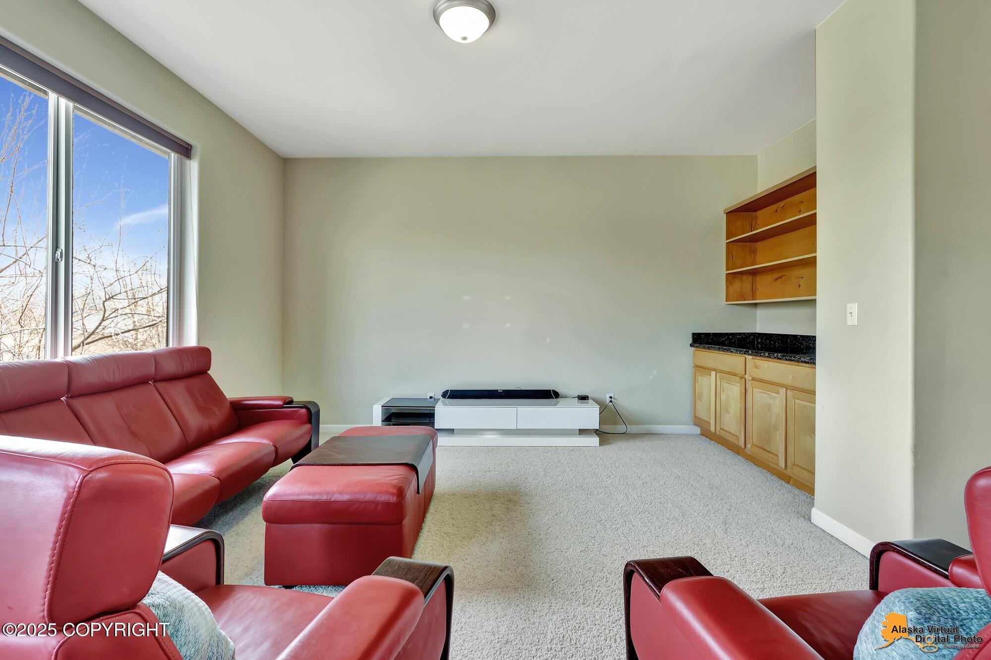 10177 Voyager Circle, Anchorage, Alaska image 50
