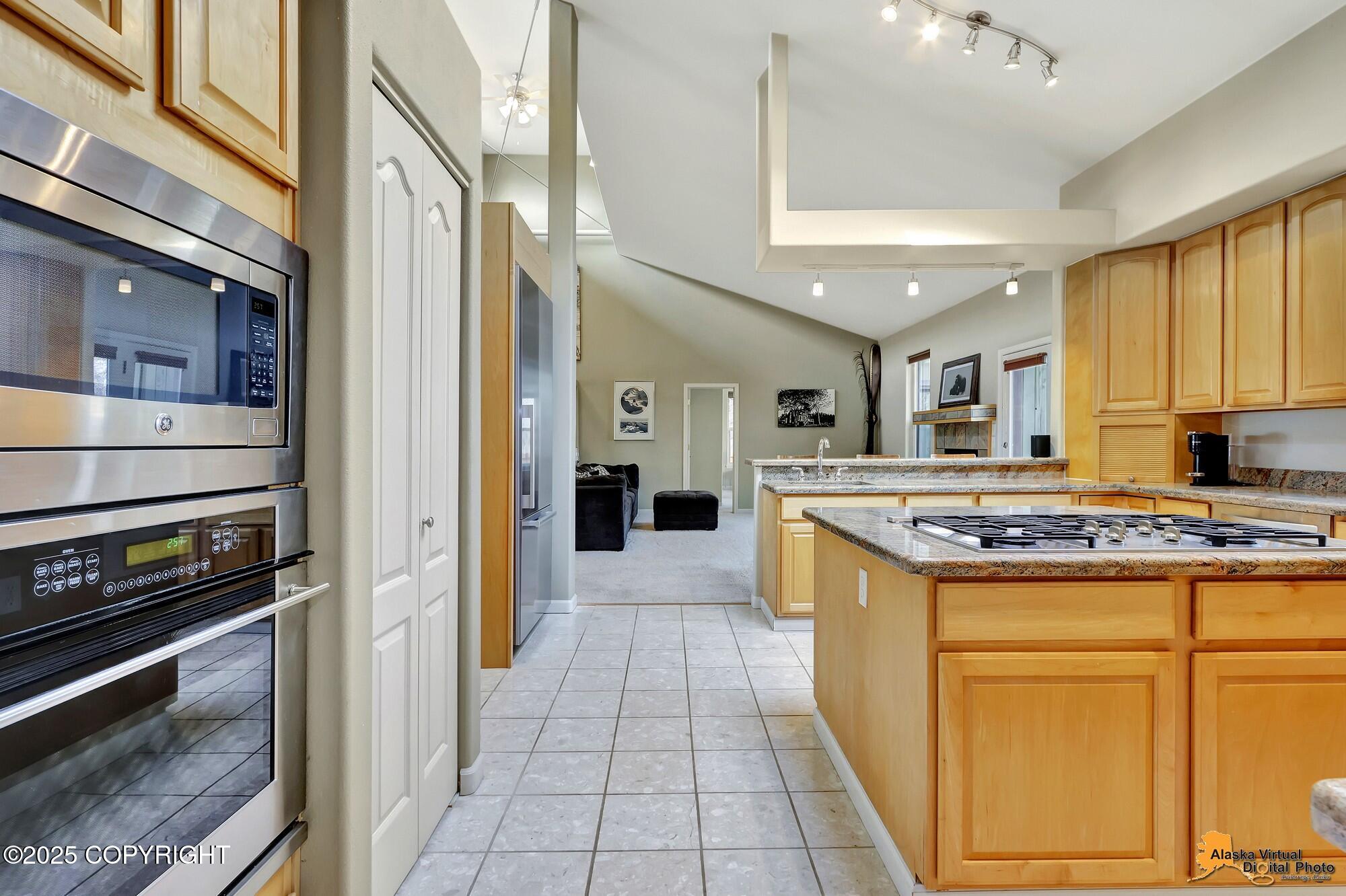 10177 Voyager Circle, Anchorage, Alaska image 24