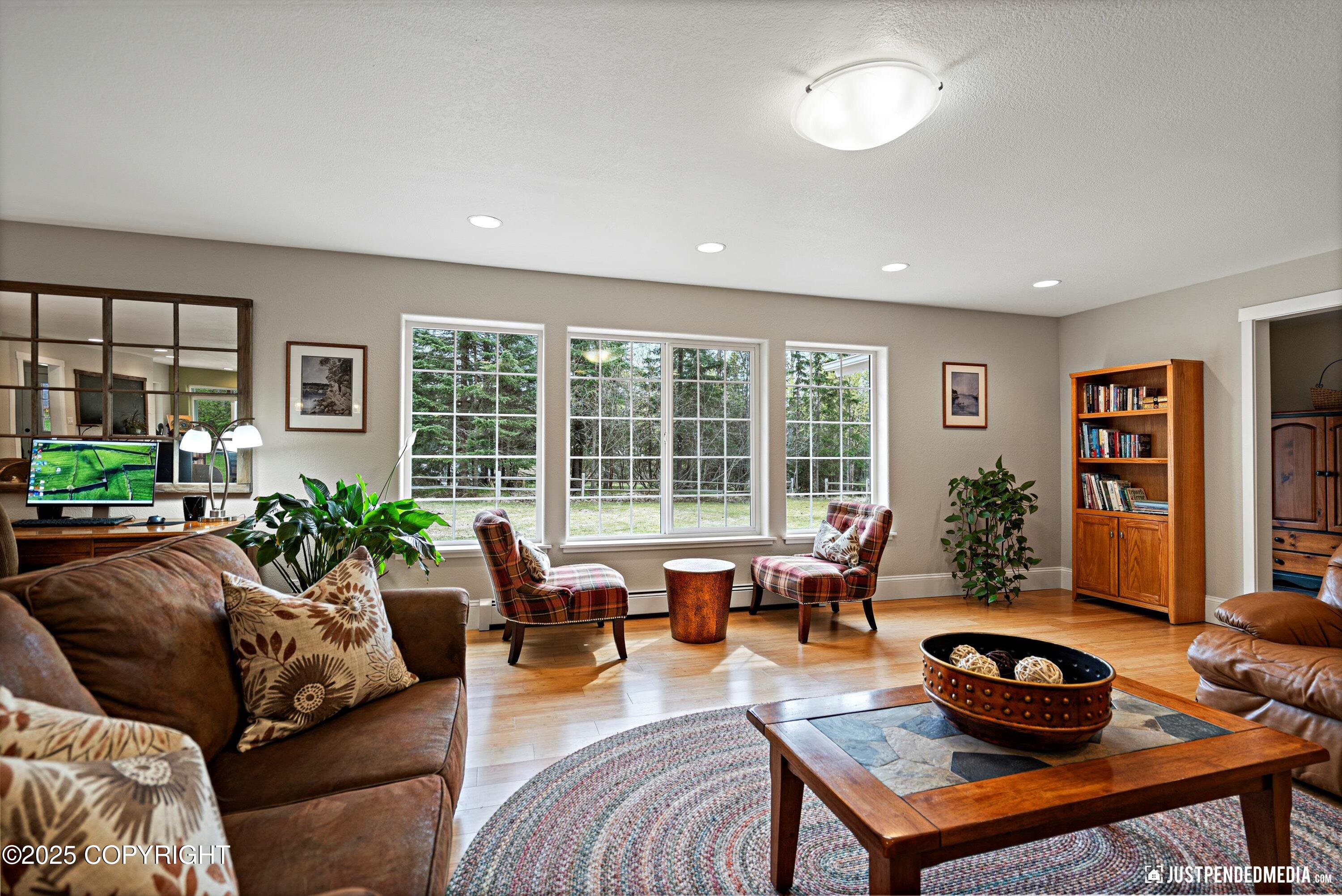 3755 Mcmahon Avenue, Anchorage, Alaska image 15
