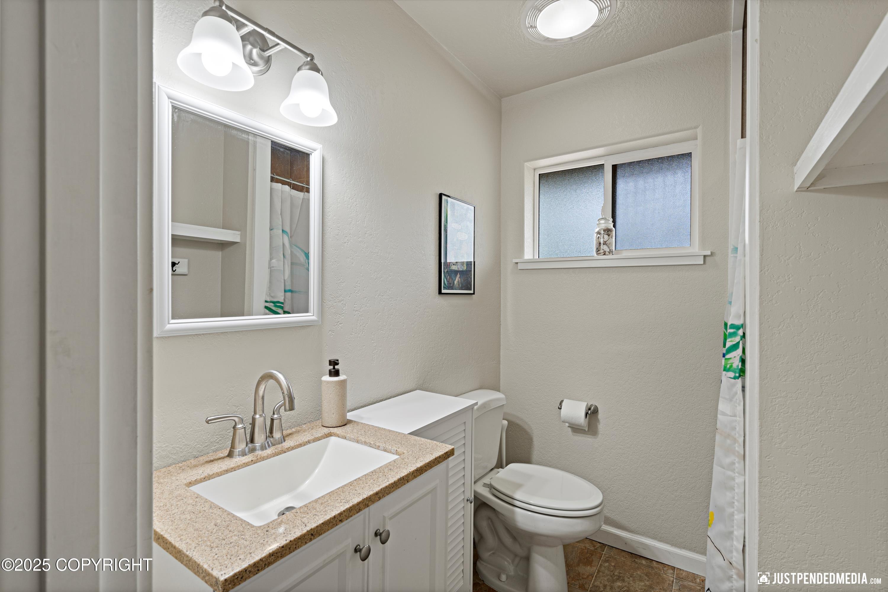 3755 Mcmahon Avenue, Anchorage, Alaska image 28