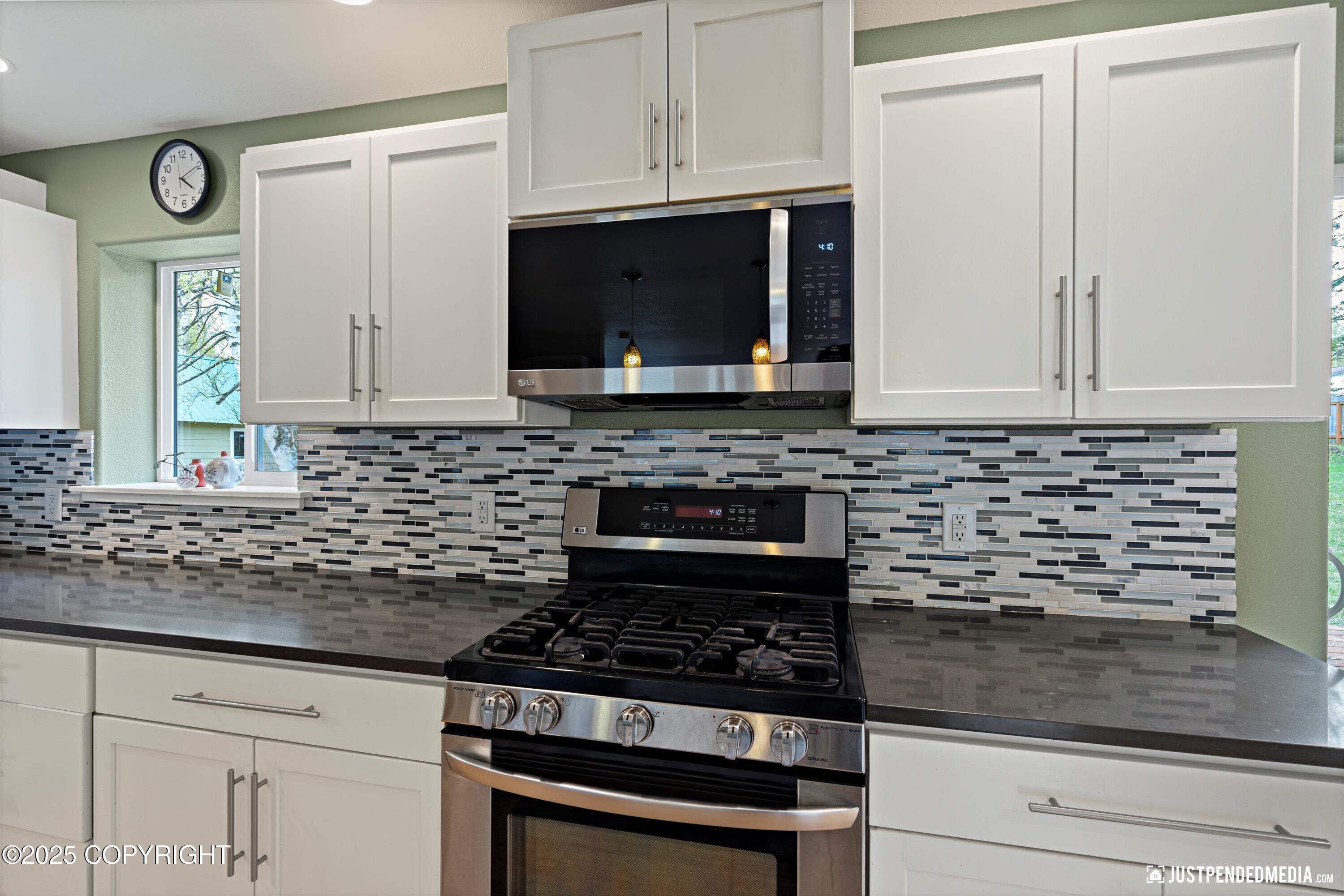 3755 Mcmahon Avenue, Anchorage, Alaska image 27