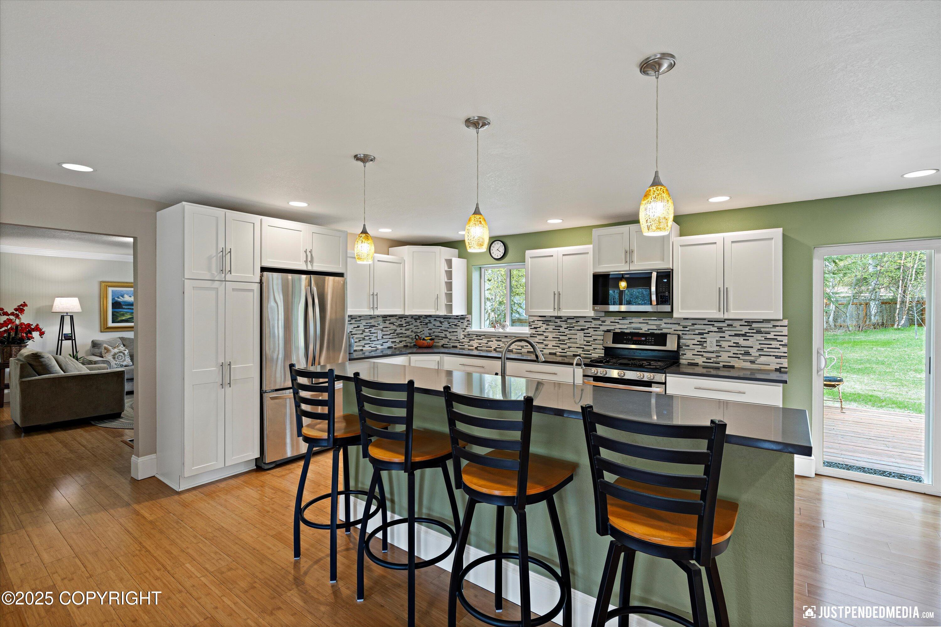 3755 Mcmahon Avenue, Anchorage, Alaska image 21