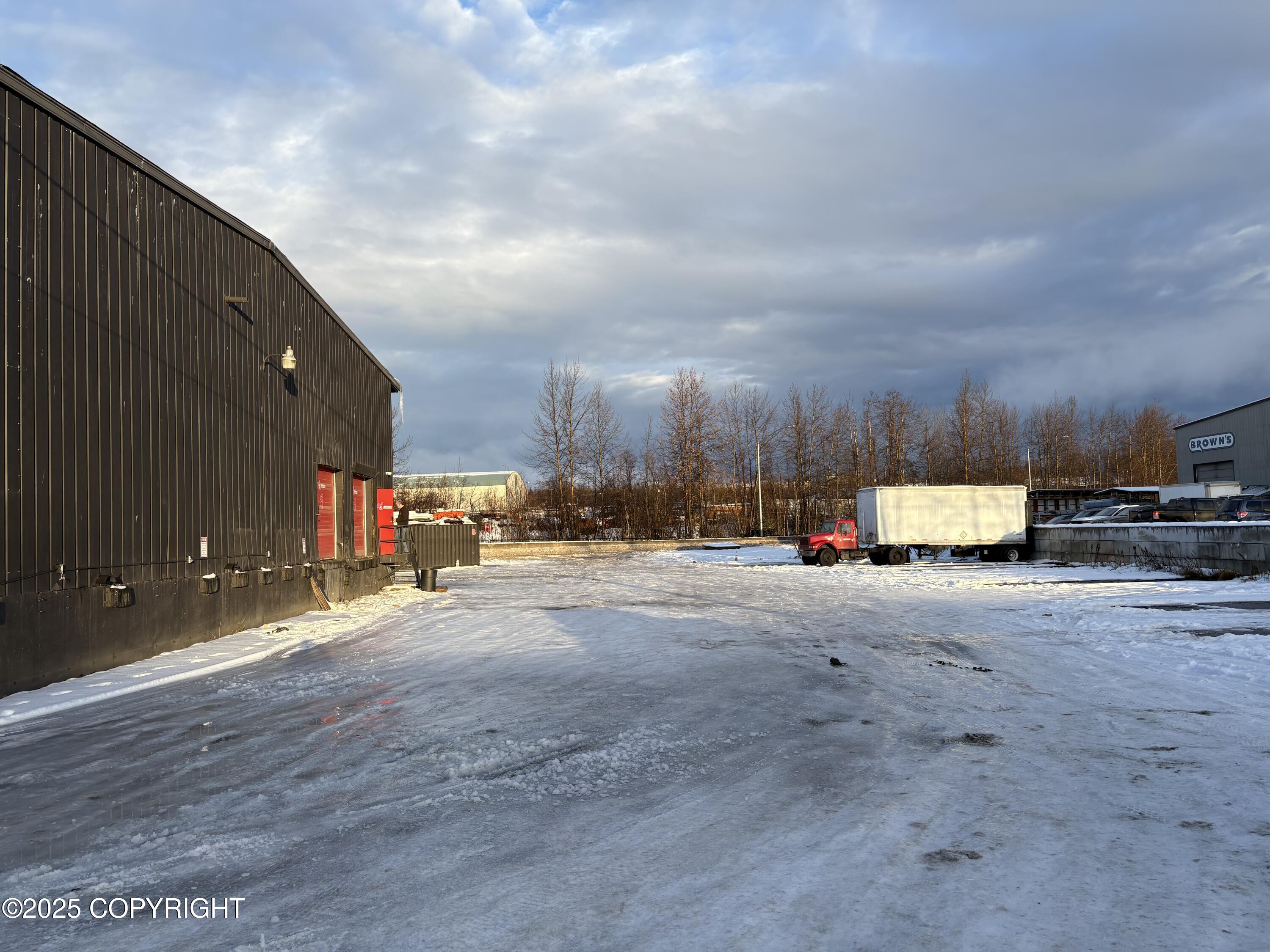 209 N Post Road