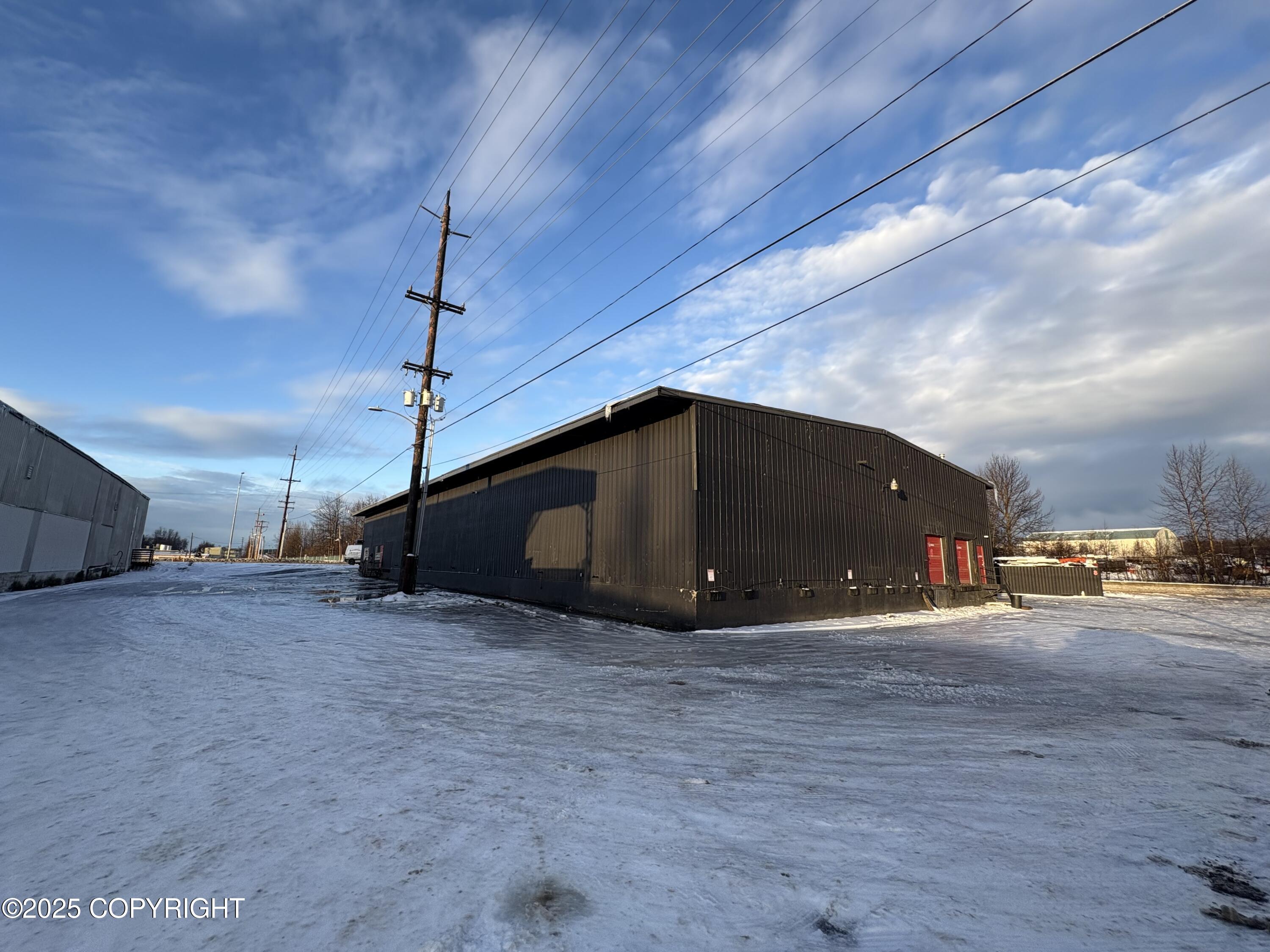 209 N Post Road