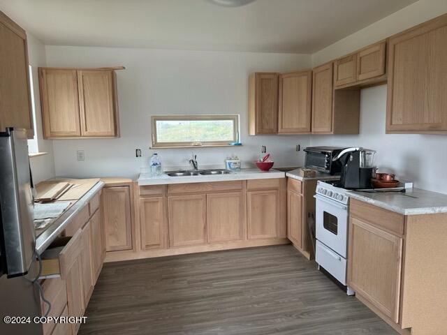L2 B6 Baranov Road, Cold Bay, Alaska image 3