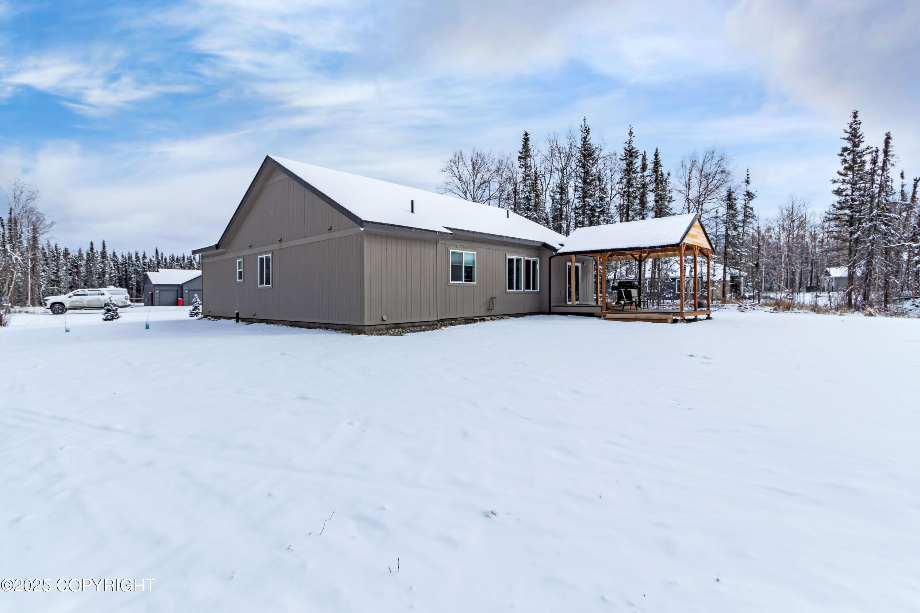 5404 N Suslositna Street, Wasilla, Idaho image 4