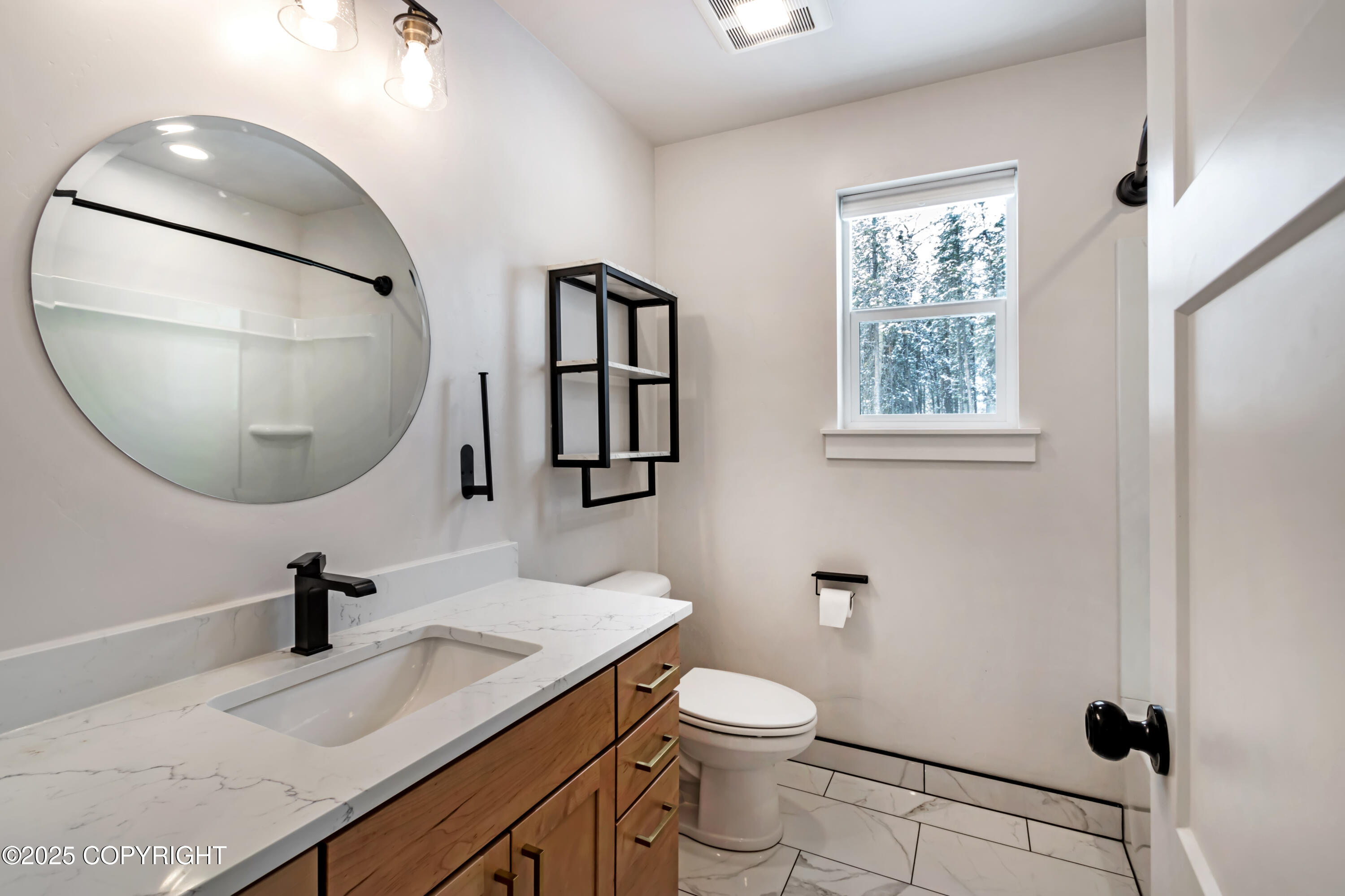 5404 N Suslositna Street, Wasilla, Idaho image 38