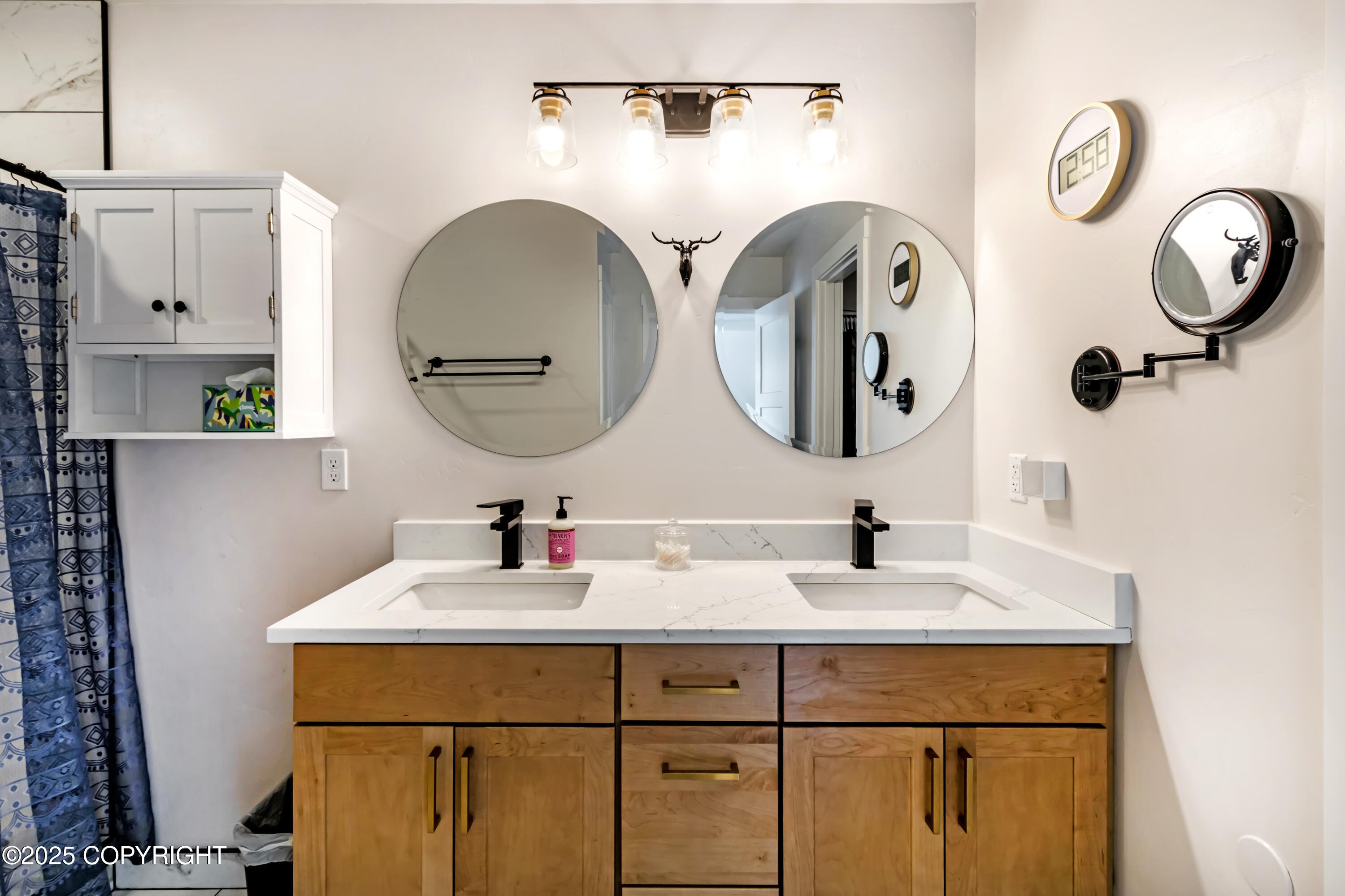 5404 N Suslositna Street, Wasilla, Idaho image 31
